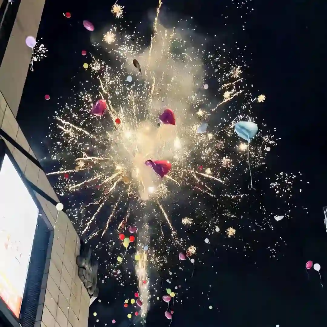 背景图 | 2025新年朋友圈背景图