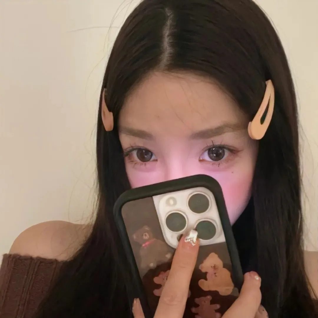 头像｜𝙒𝙚𝘾𝙝𝙖𝙩永久不换的头像 ​​​