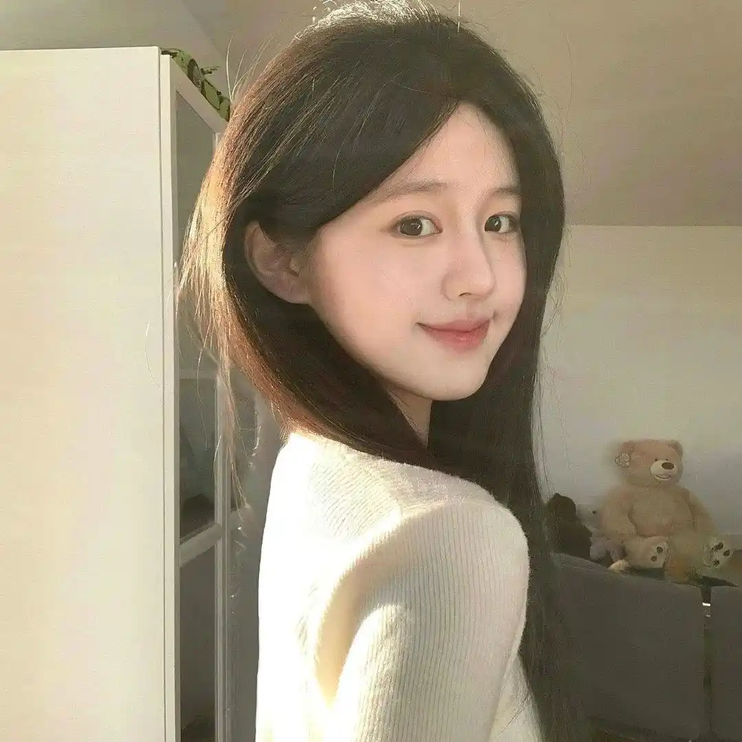 头像 | 你永远是自由的盛夏