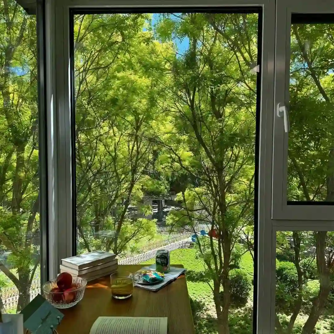背景图  |  𝑾𝒆𝑪𝒉𝒂𝒕背景图