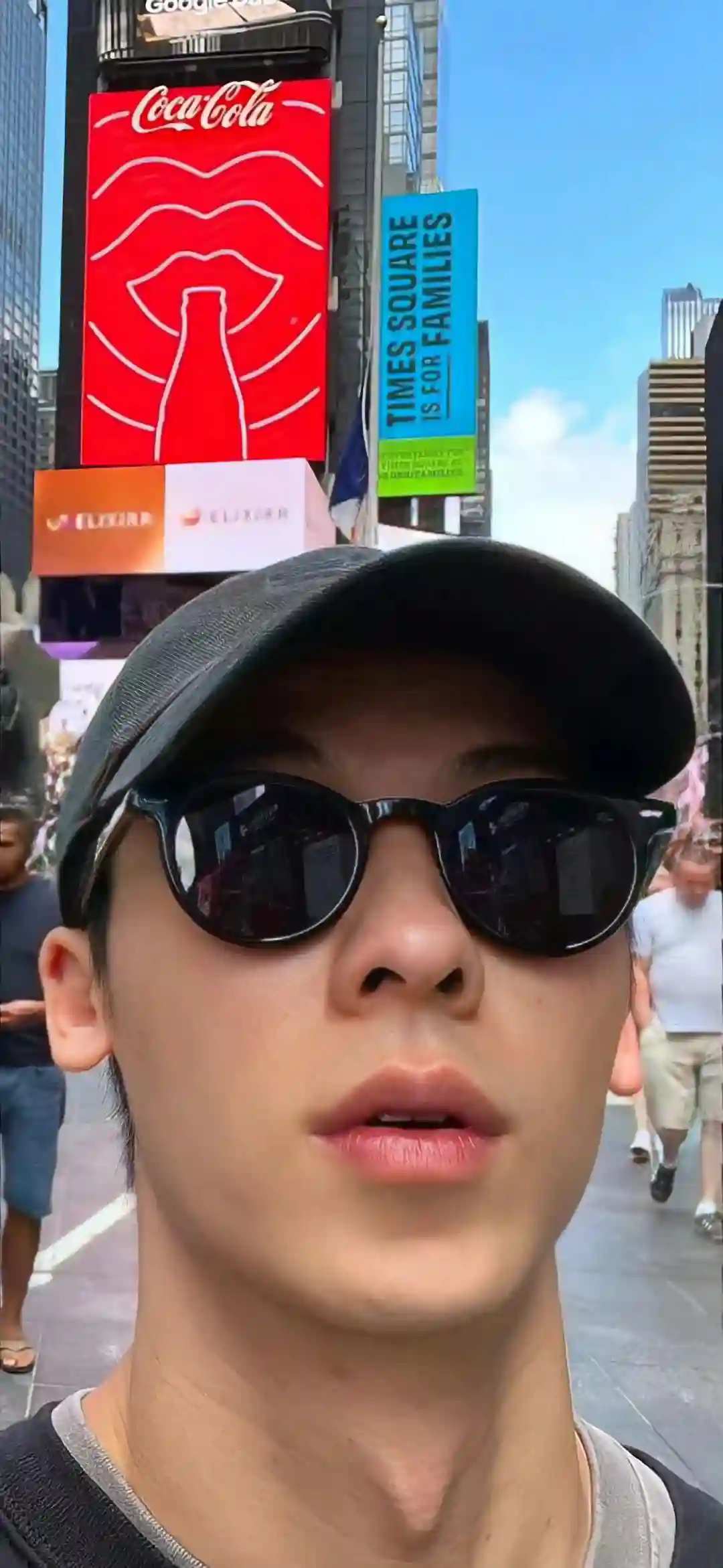 壁纸 ​​​​​​​​​​​​​| 𝐖𝐚𝐥𝐥𝐩𝐚𝐩𝐞𝐫全屏壁纸