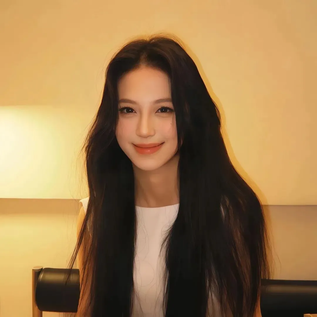 头像｜𝙒𝙚𝘾𝙝𝙖𝙩头像 可直接保存