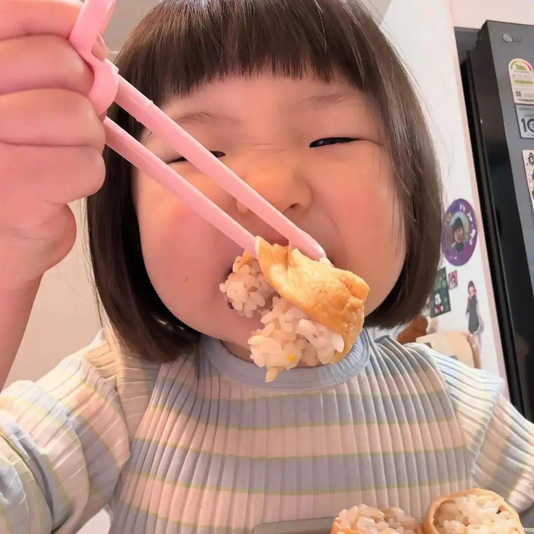 头像｜ins高级感𝒘𝒆𝒄𝒉𝒂𝒕头像