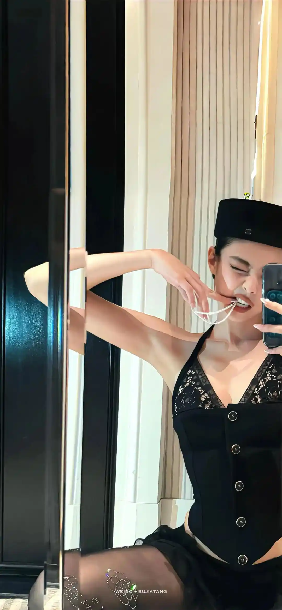 壁纸 ​​​​​​​​​​​​​| 𝐖𝐚𝐥𝐥𝐩𝐚𝐩𝐞𝐫全屏壁纸