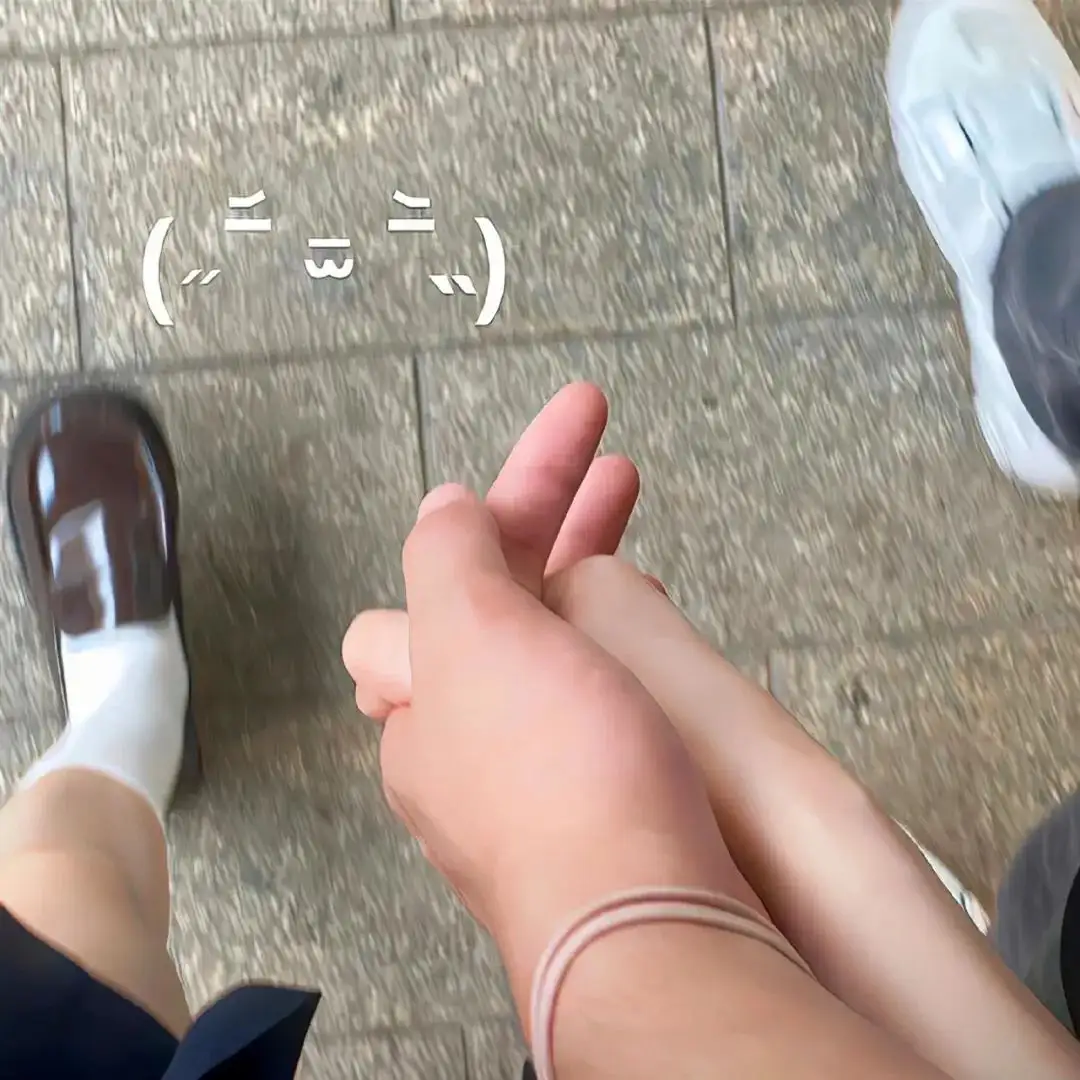 背景图 | 𝑾𝒆𝑪𝒉𝒂𝒕背景图