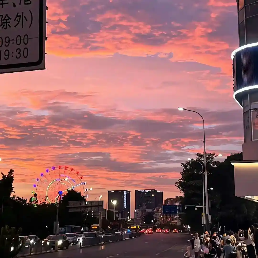 背景图 |  𝑾𝒆𝑪𝒉𝒂𝒕背景图