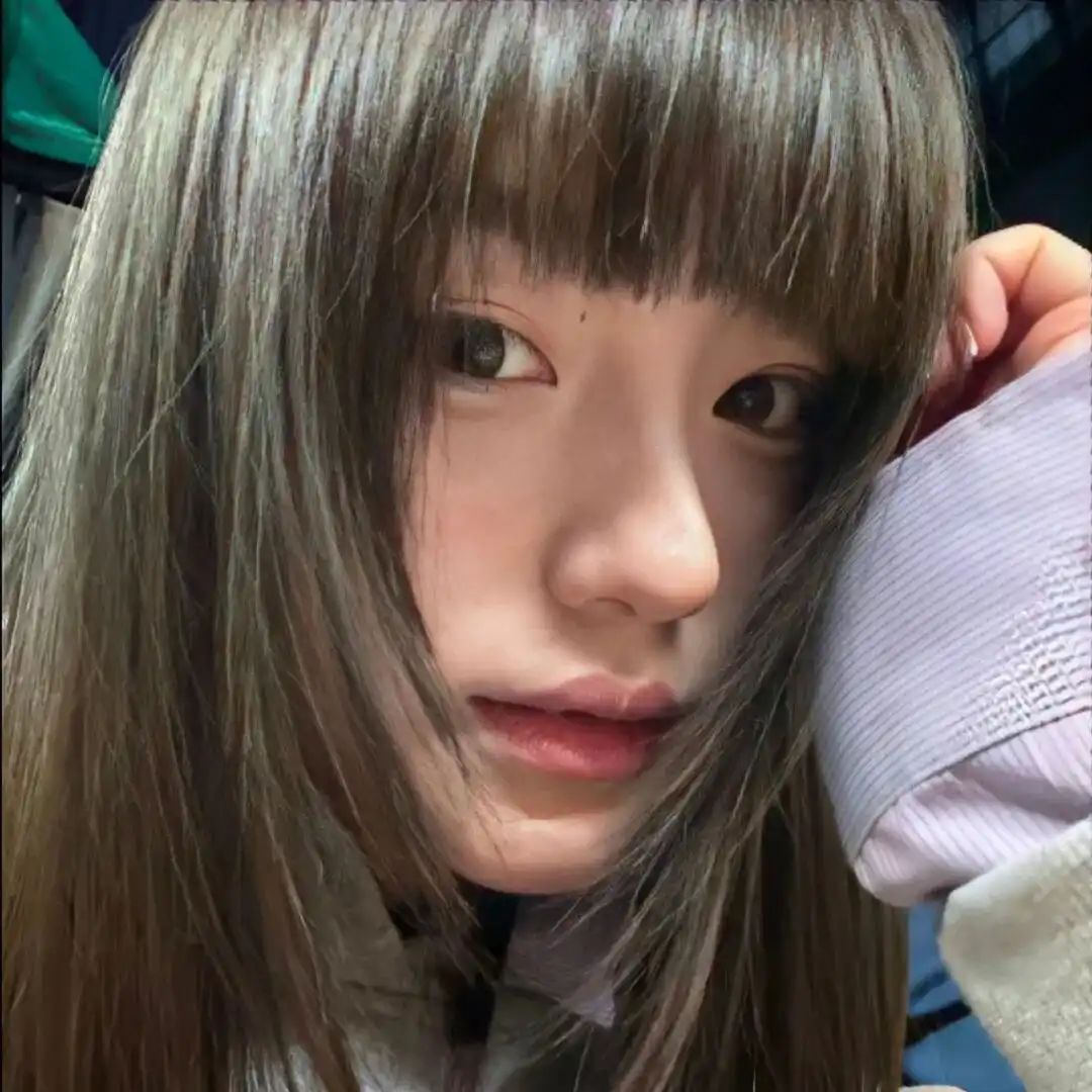 头像｜𝙒𝙚𝘾𝙝𝙖𝙩永久不换的头像