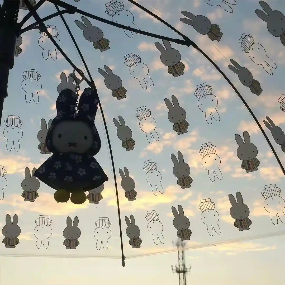 背景图 | 𝑾𝒆𝑪𝒉𝒂𝒕背景图