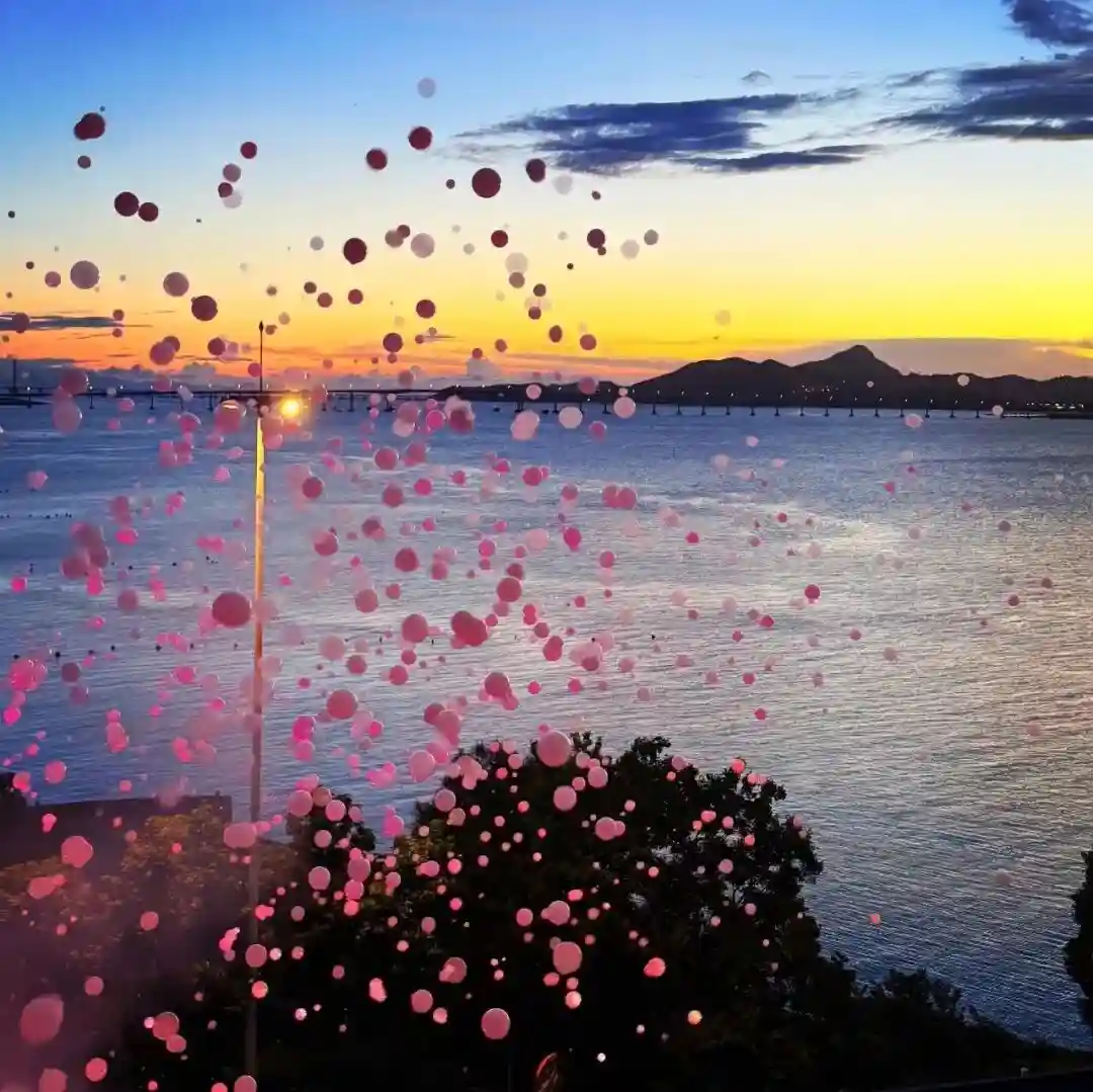 背景图 | 𝑾𝒆𝑪𝒉𝒂𝒕背景图