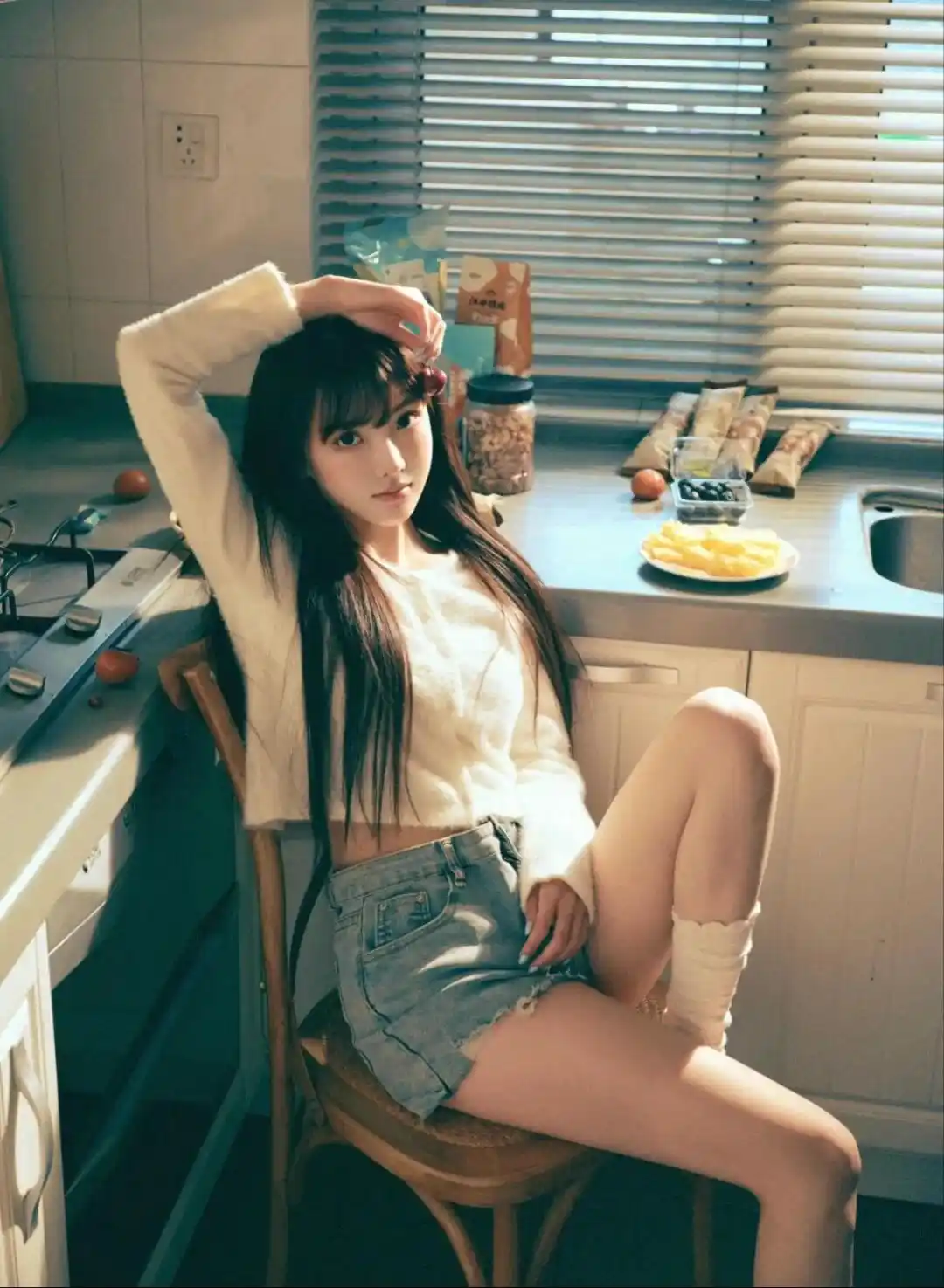 美女写真 | 一半素心以清简，一半寂静许清欢