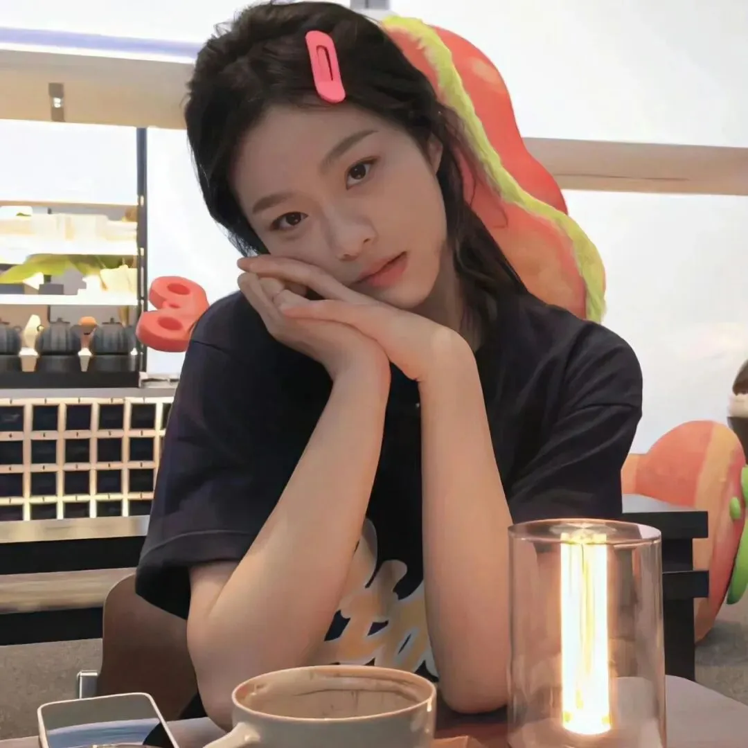 头像｜抽象到没边的头像 ​