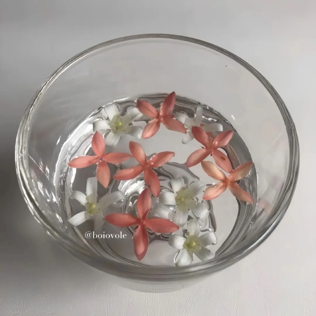 背景图 | 𝑾𝒆𝑪𝒉𝒂𝒕背景图