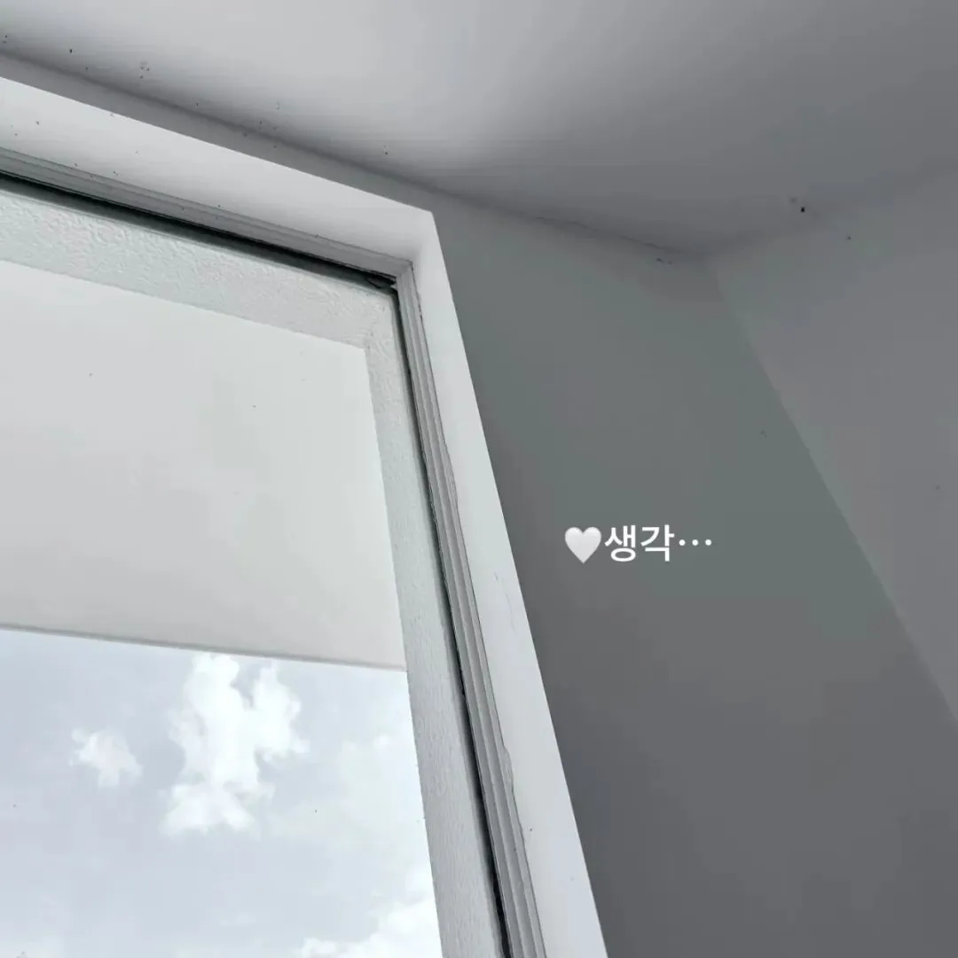 背景图 | 𝑾𝒆𝑪𝒉𝒂𝒕背景图