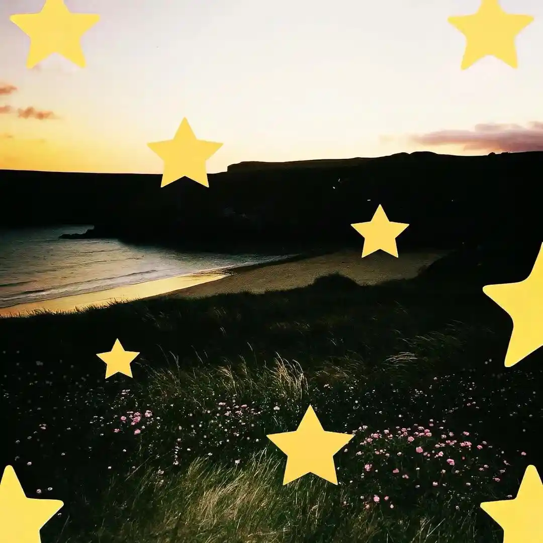 背景图 | 𝑾𝒆𝑪𝒉𝒂𝒕背景图