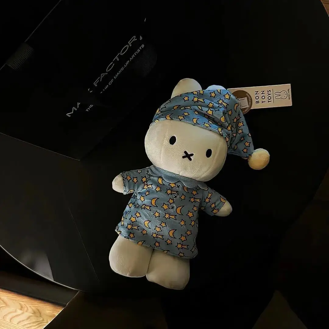 背景图 | 𝑾𝒆𝑪𝒉𝒂𝒕背景图