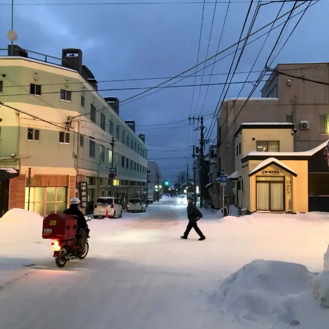 背景图 | 𝑾𝒆𝑪𝒉𝒂𝒕背景图