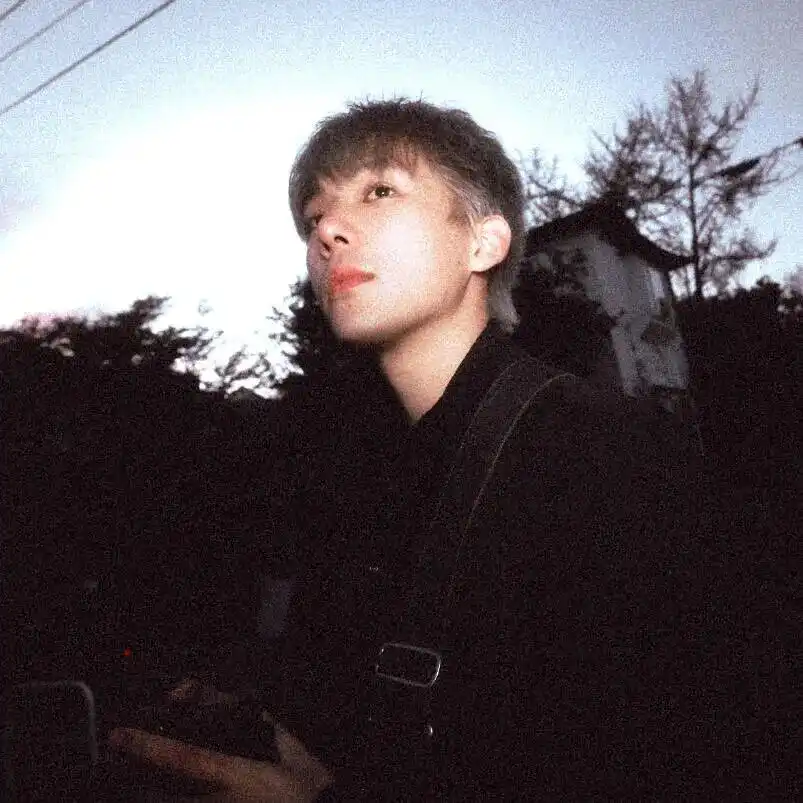 头像丨𝙒𝙚𝘾𝙝𝙖𝙩男头