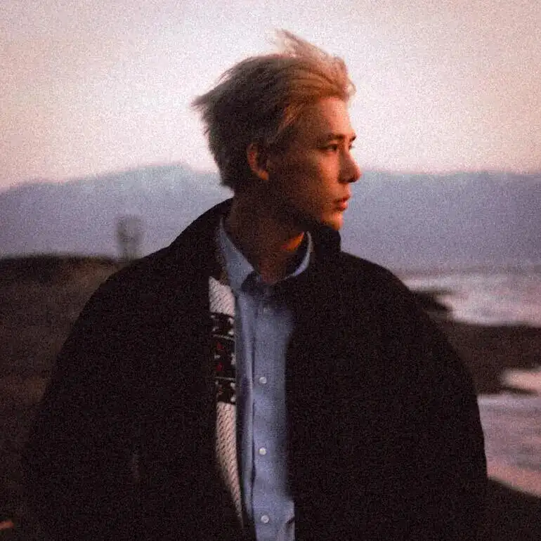 头像丨𝙒𝙚𝘾𝙝𝙖𝙩男头