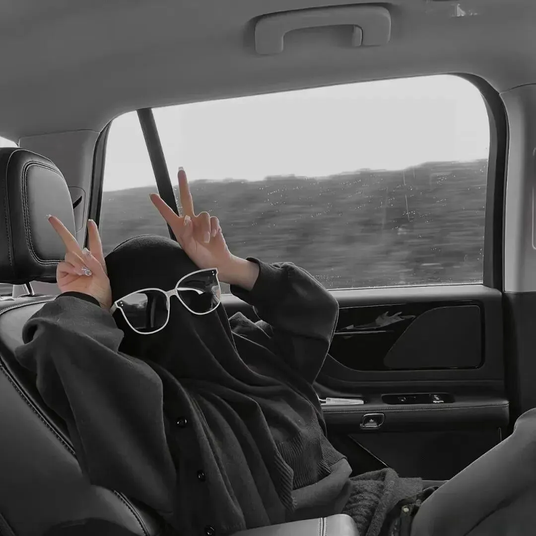 头像丨𝙒𝙚𝘾𝙝𝙖𝙩男头