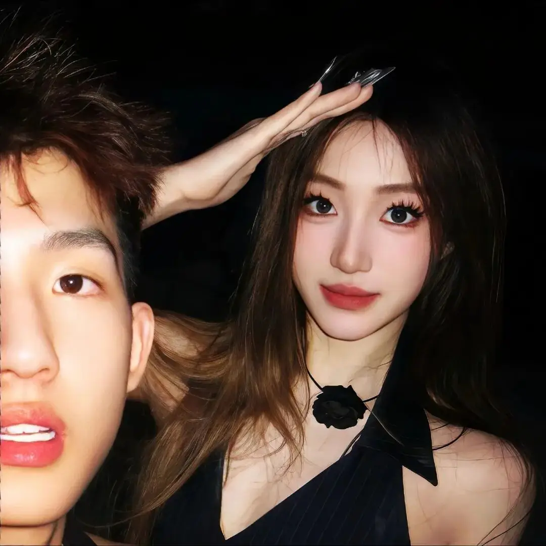 头像｜𝙒𝙚𝘾𝙝𝙖𝙩头像24张