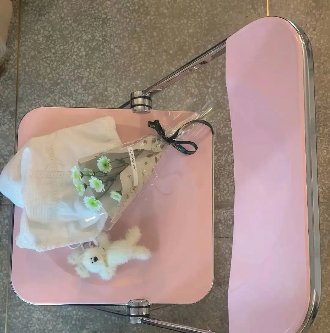 背景图 | 𝑾𝒆𝑪𝒉𝒂𝒕背景图