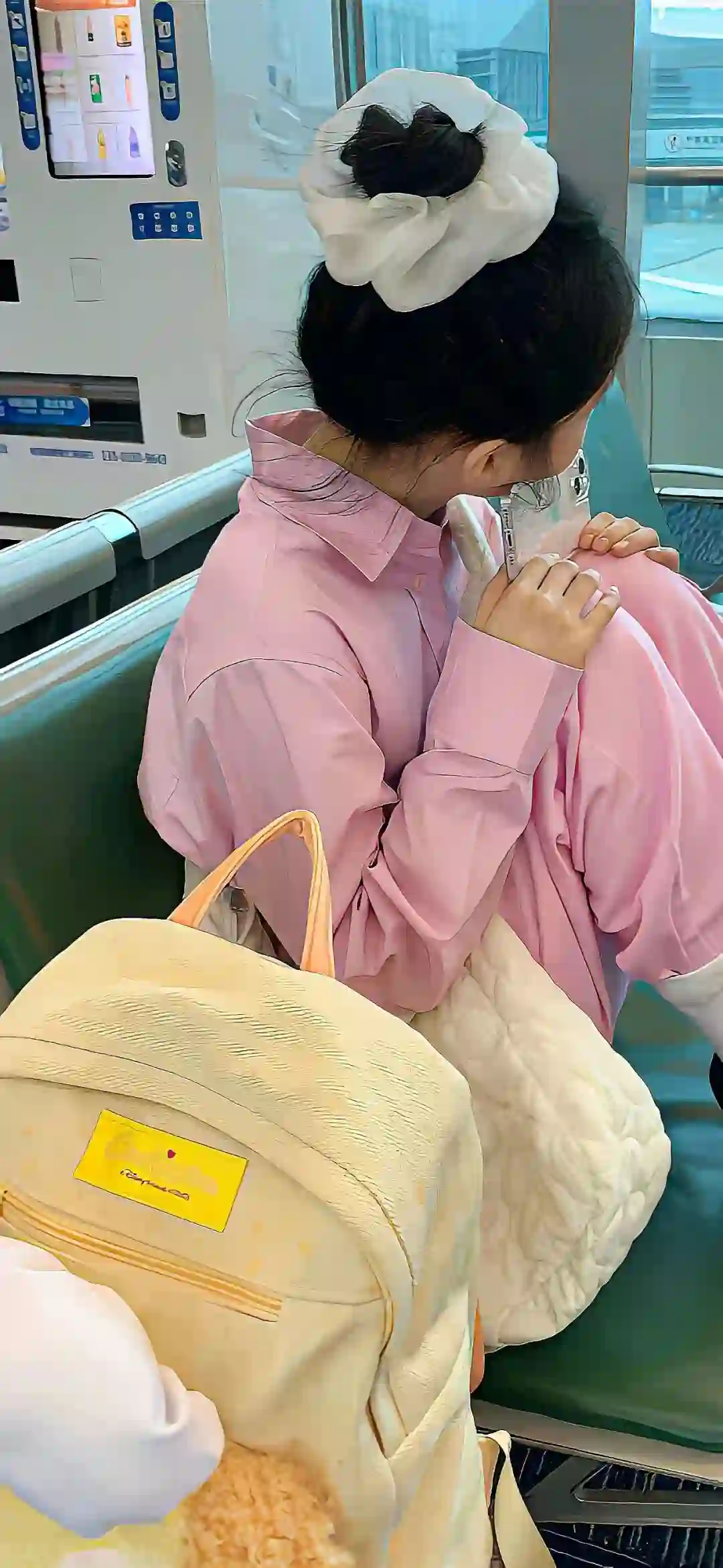 壁纸 ​​​​​​​​​​​​​| iOS26 全面屏壁纸