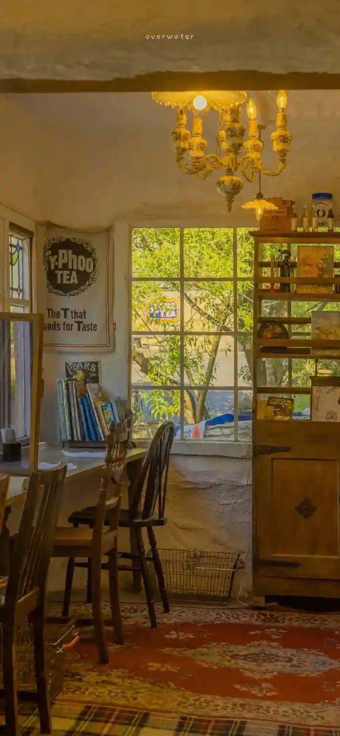 壁纸 ​​​​​​​​​​​​​| iOS26 全面屏壁纸