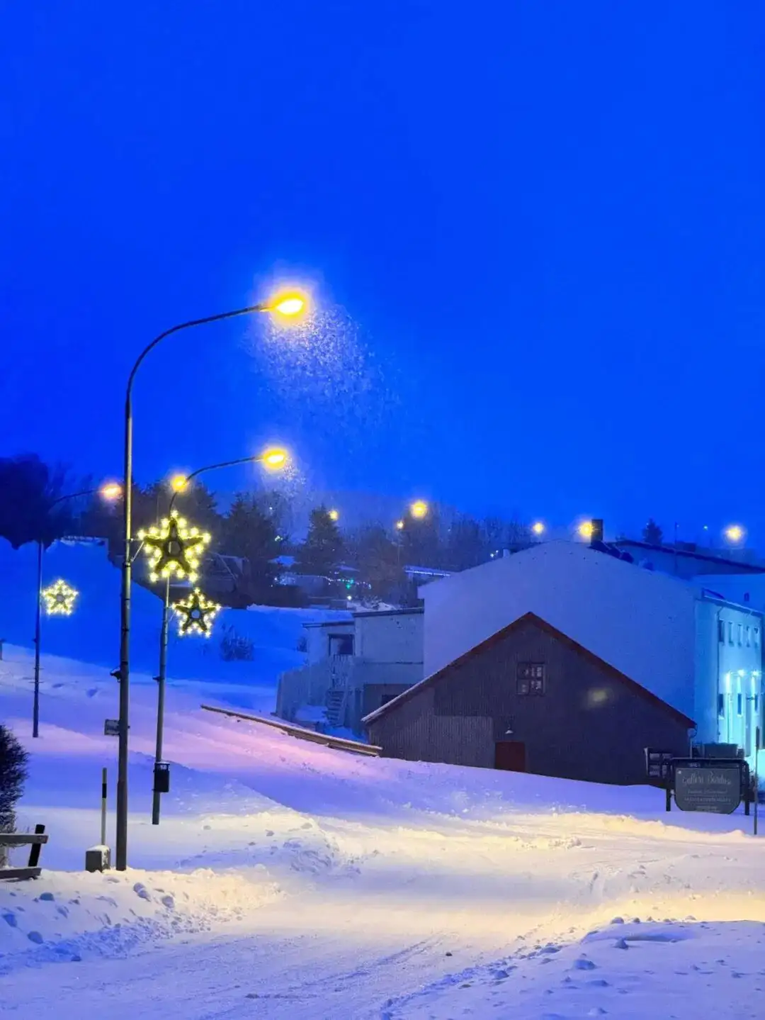 背景图 | 𝑾𝒆𝑪𝒉𝒂𝒕背景图