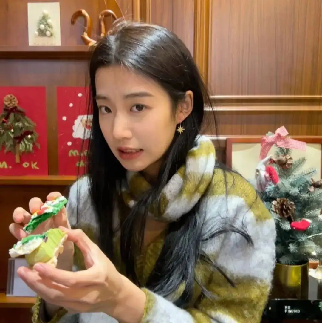 头像｜一天换八百次𝑾𝒆𝑪𝒉𝒂𝒕头像