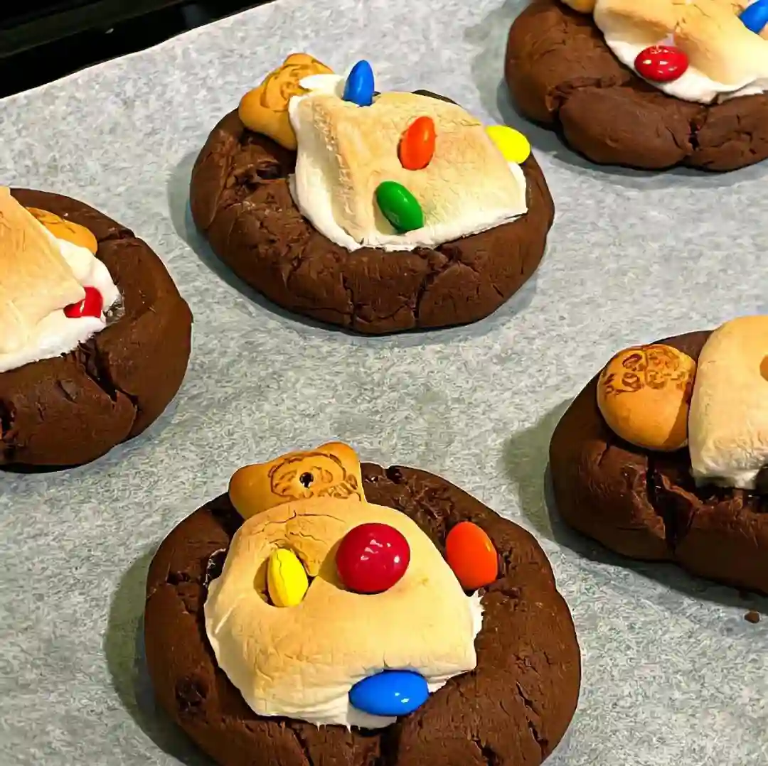 背景图 | 𝑾𝒆𝑪𝒉𝒂𝒕背景图