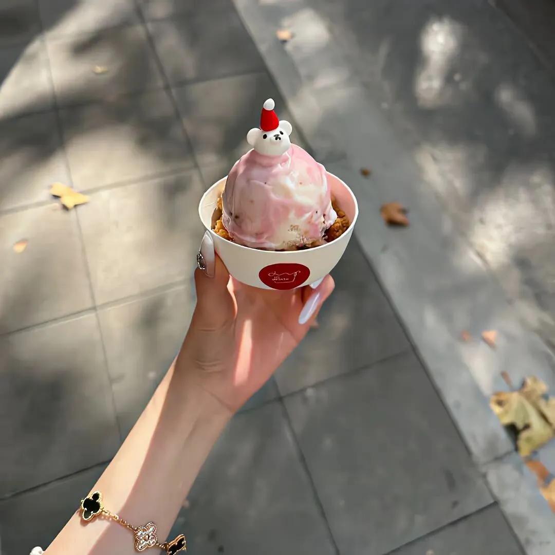 背景图 | 𝑾𝒆𝑪𝒉𝒂𝒕背景图