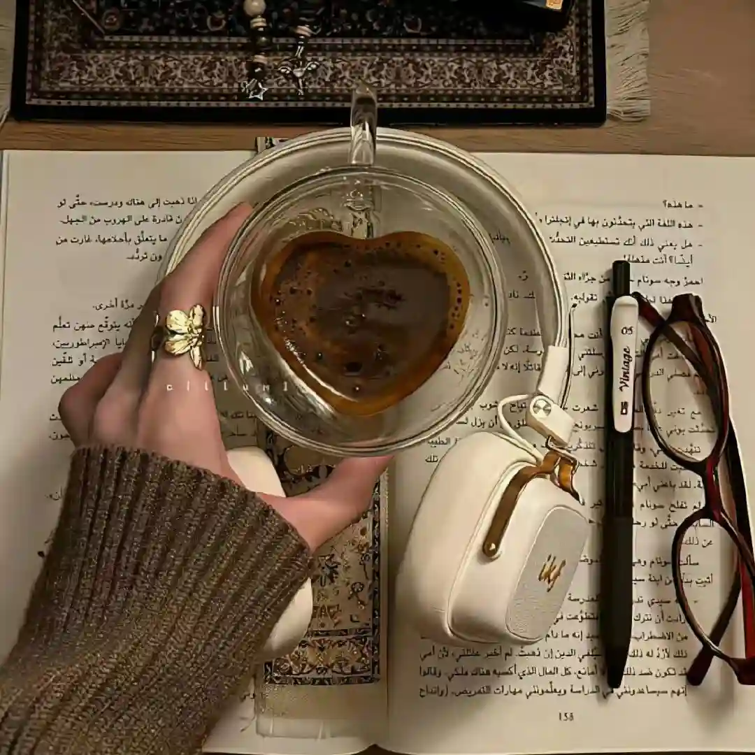 背景图 |  𝑾𝒆𝑪𝒉𝒂𝒕背景图