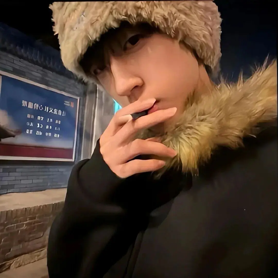 头像｜想和爱夫换的情头