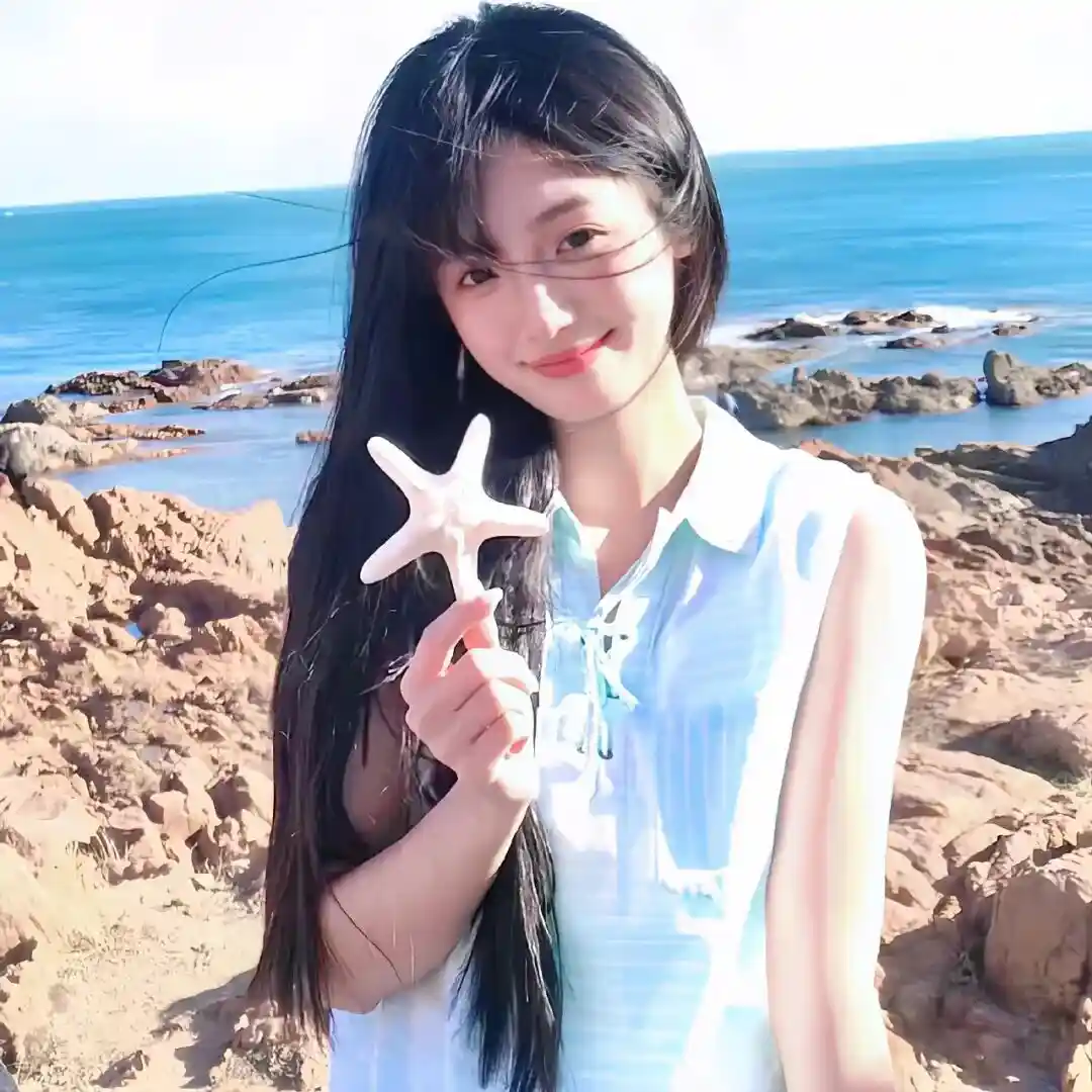 头像 | 𝐖𝐞𝐂𝐡𝐚𝐭蓝色头像